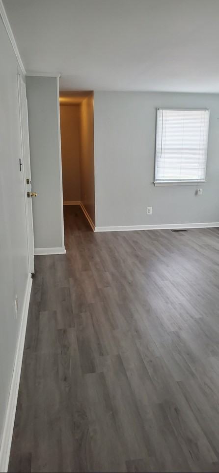 22100 Point Lookout Rd #14A - Photo 5 of 11