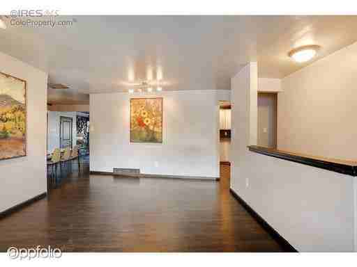 155 Jade St - Photo 3 of 25