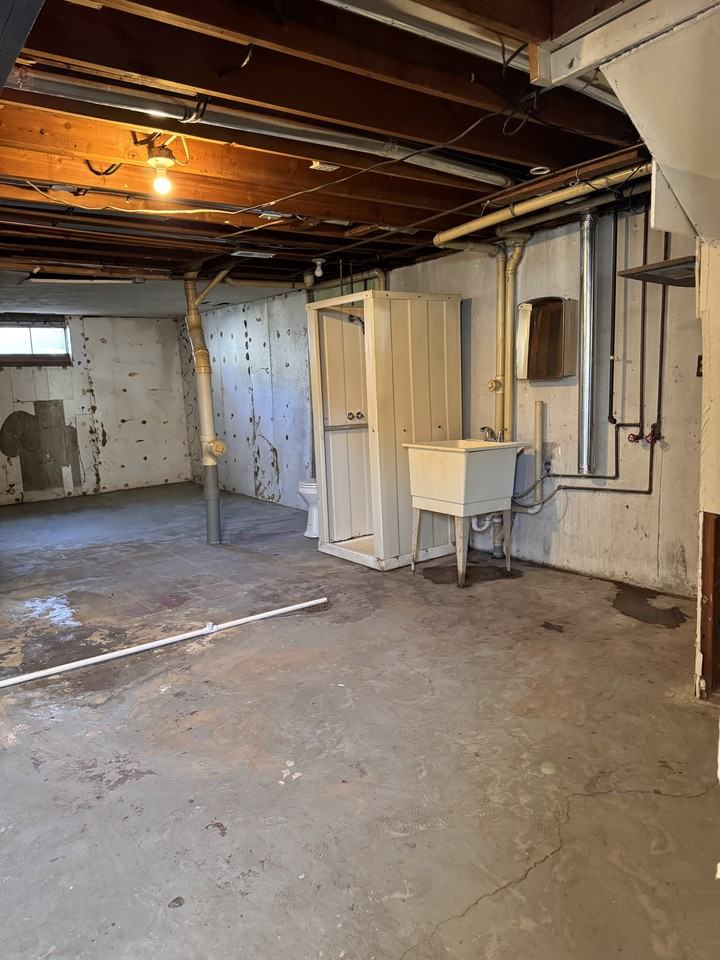 916 S Mason St #NA - Photo 2 of 11