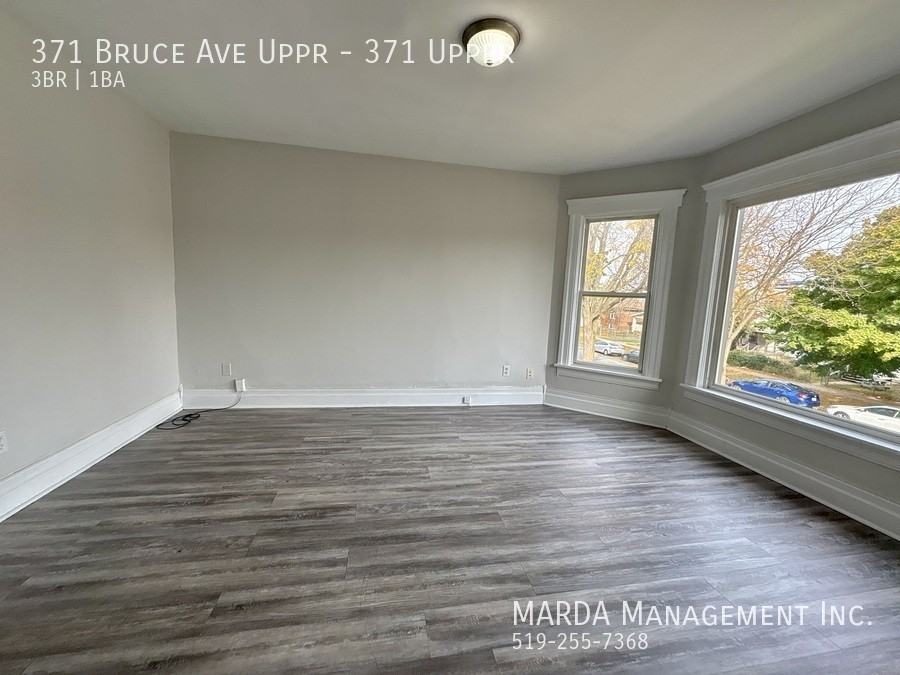 371 Bruce Ave Uppr #371UPPER - Photo 7 of 30