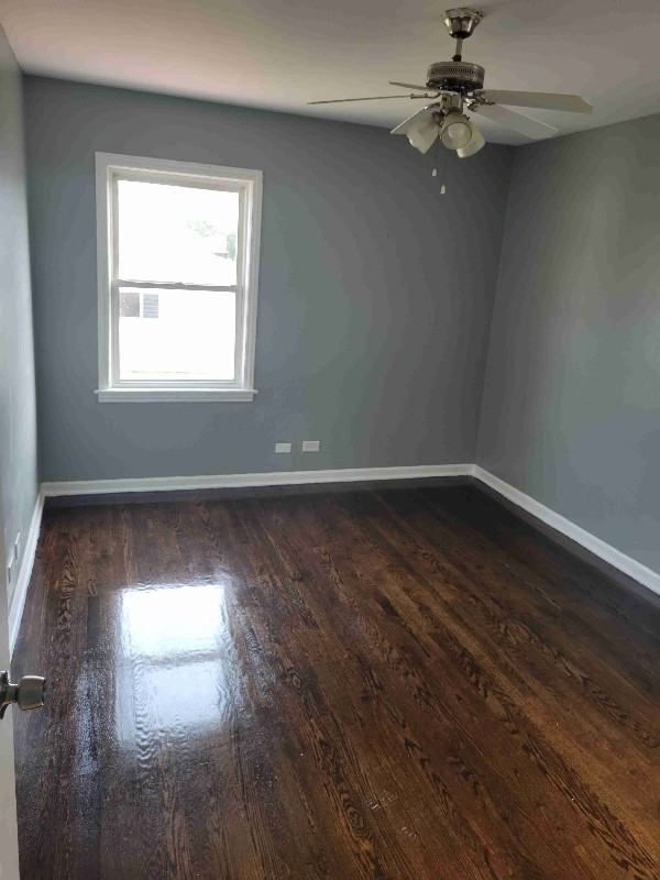 9415 S Green St - Photo 3 of 7