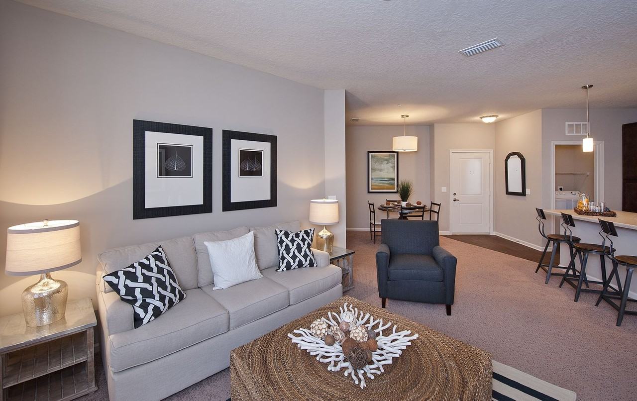 Whitepalm Apartments - Photo 5 of 31