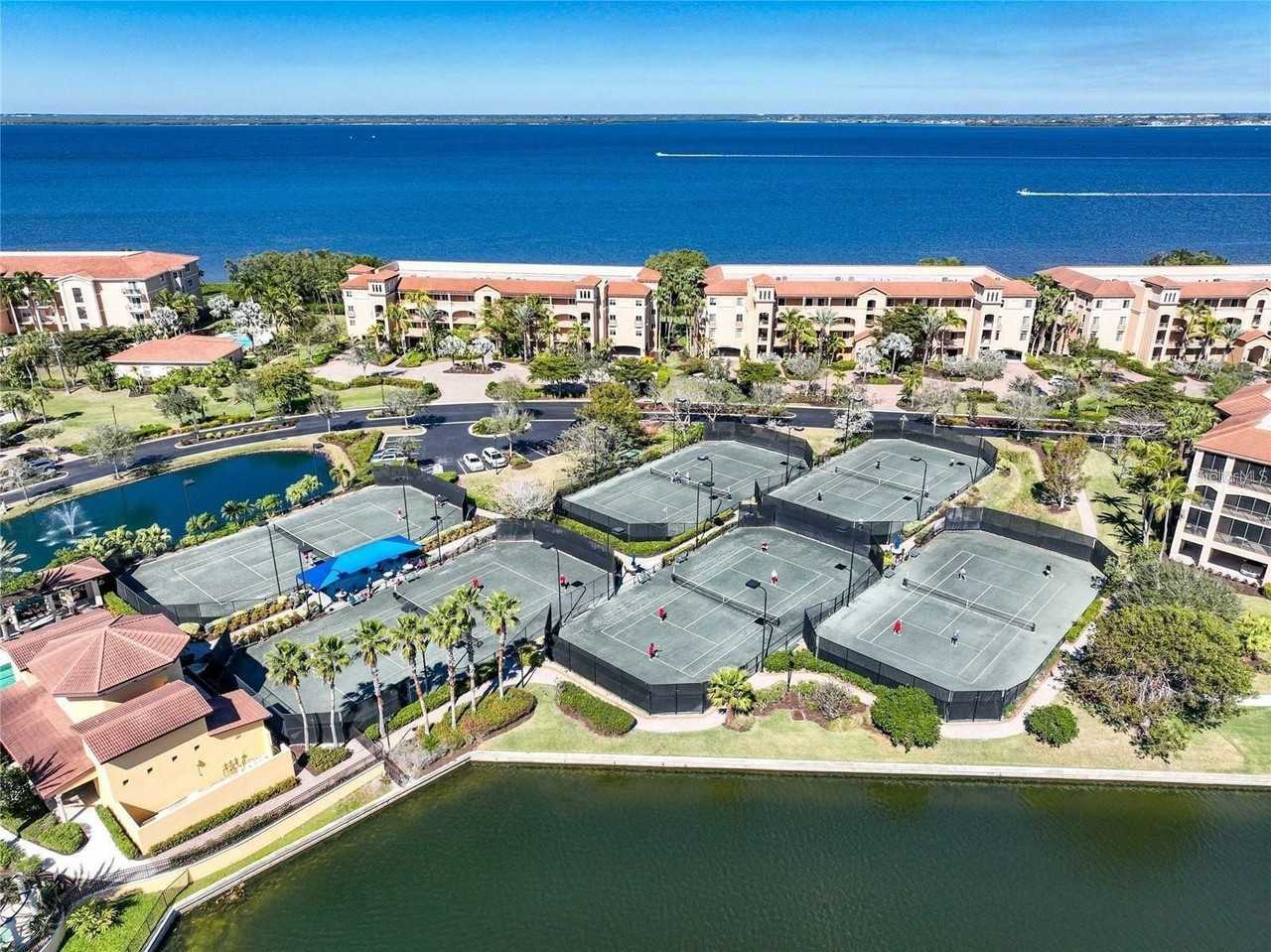 91 Vivante Boulevard - Photo 2 of 33