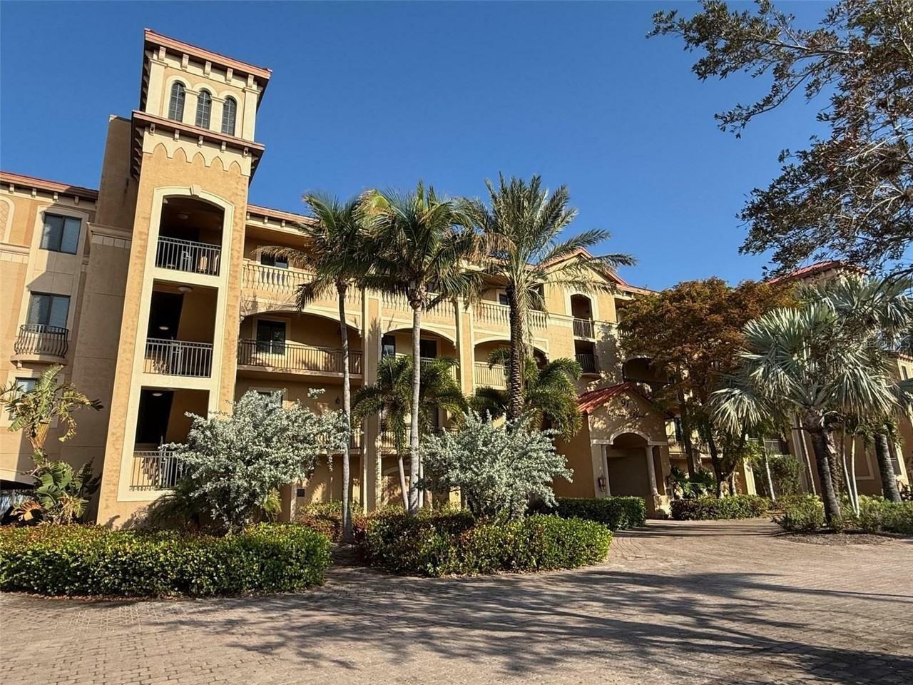 91 Vivante Boulevard - Photo 3 of 33