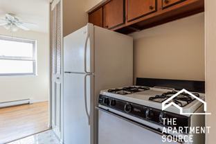 660 W Wrightwood Ave #304 - Photo 1 of 1