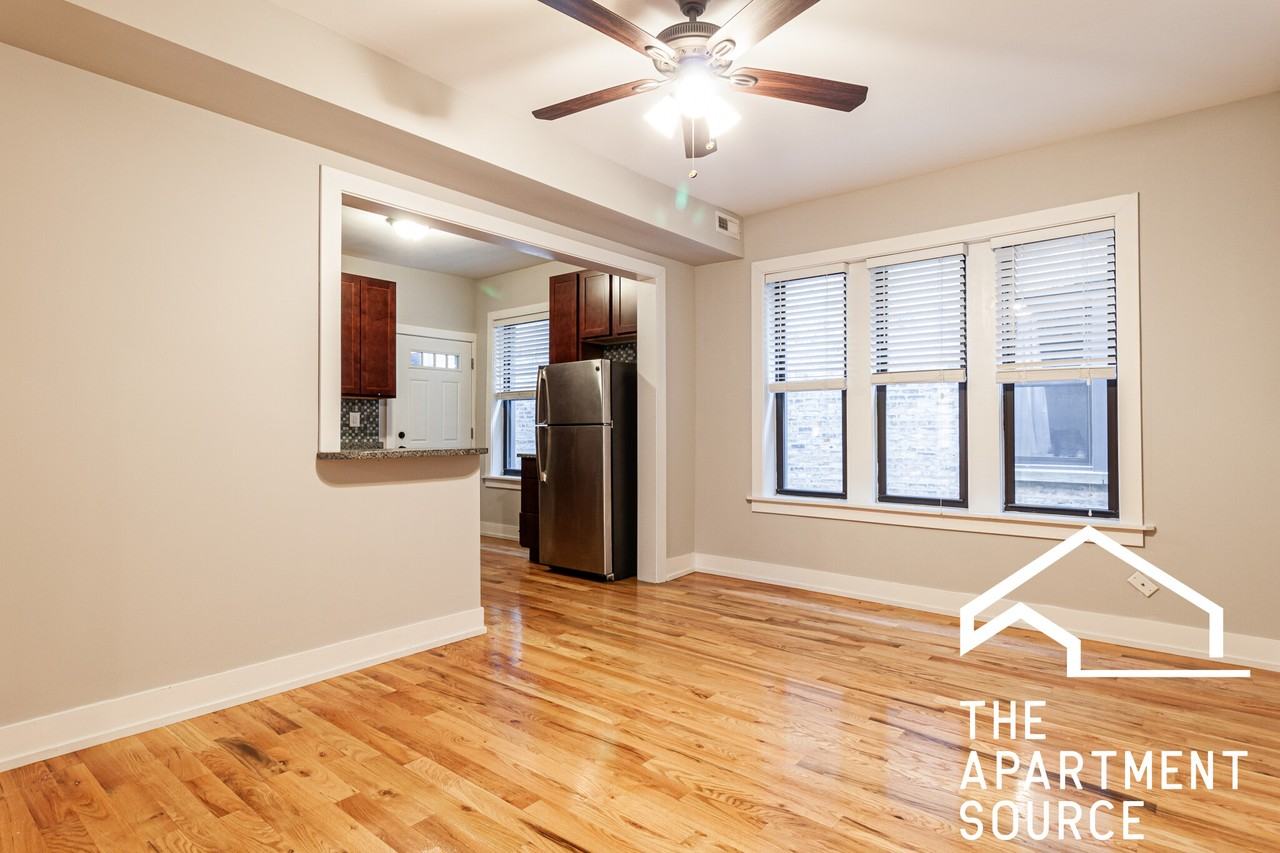 3517 N Racine Ave #W1