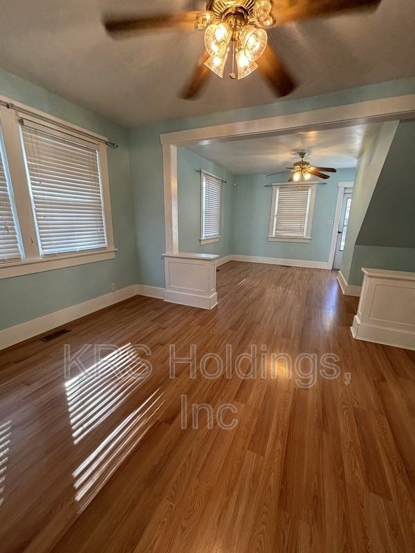 2526 Keller Ave - Photo 5 of 7