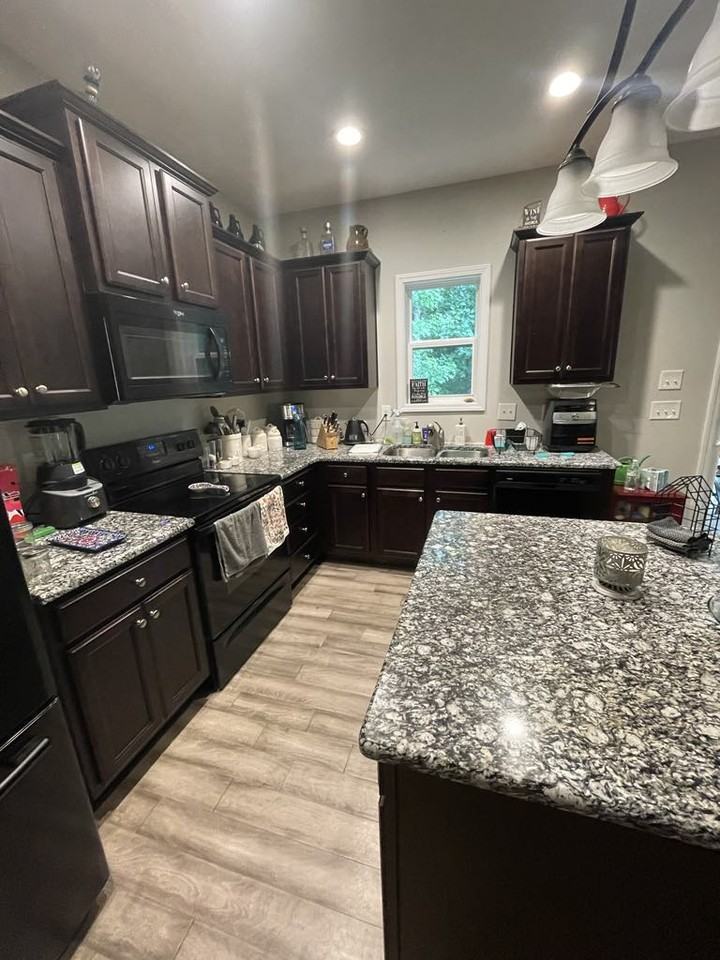 317 E Webber Ln - Photo 3 of 7