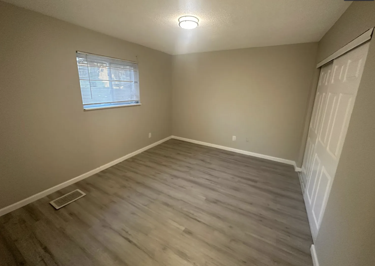 405 Woodland Ave #A - Photo 3 of 7