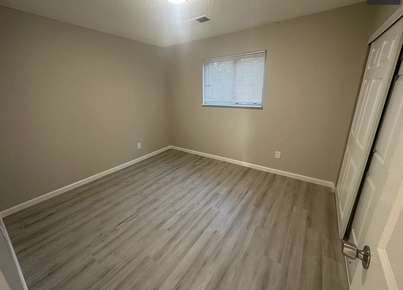 405 Woodland Ave #A - Photo 5 of 7