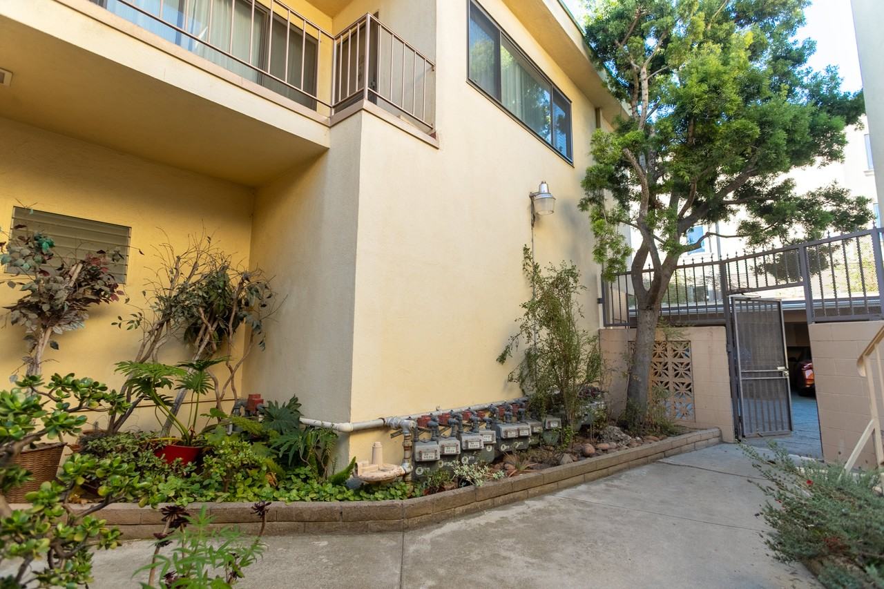 8200 W Manchester Ave - Photo 2 of 50