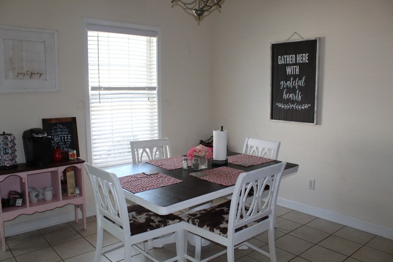 208 Sawgrass Trl - Photo 3 of 6