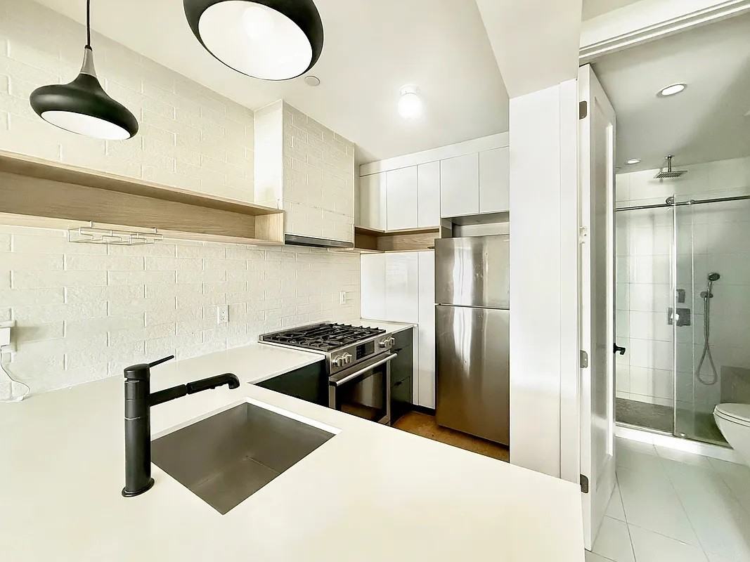 355 Humboldt St - Photo 3 of 9