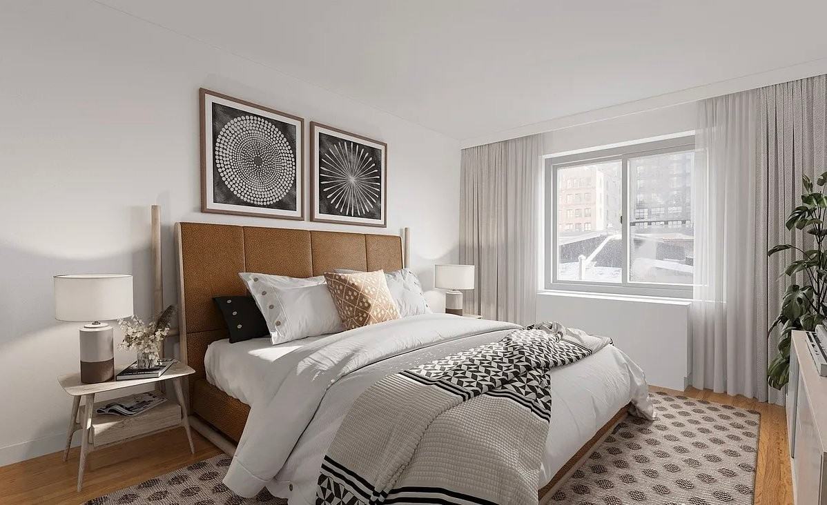 555 W 23Rd St - Photo 2 of 8