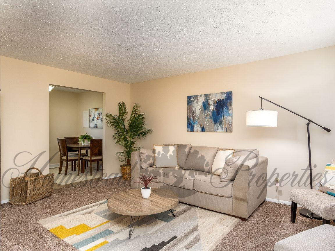 1500 Seminole Dr - Photo 3 of 37