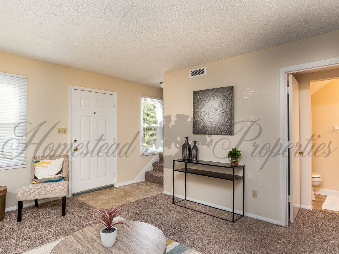 1500 Seminole Dr - Photo 5 of 37