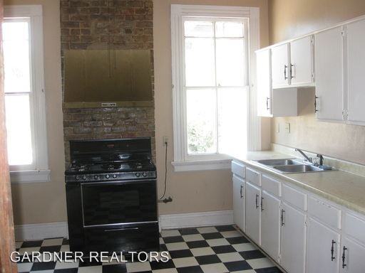 802 Fern Street A,B,& C - Photo 3 of 12