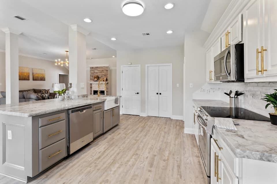 2766 Seth Ln - Photo 2 of 8