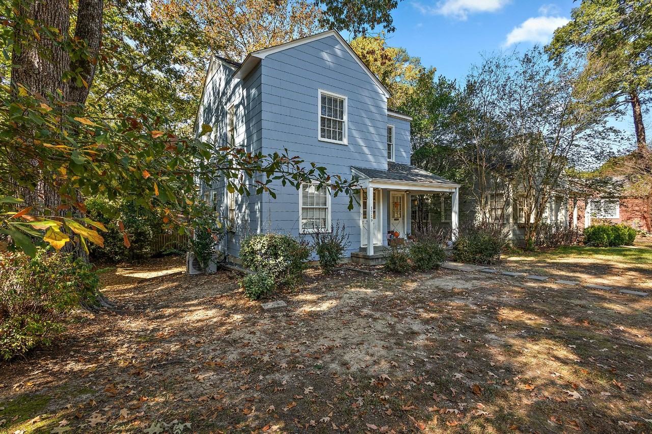 1719 Devine St - Photo 3 of 10