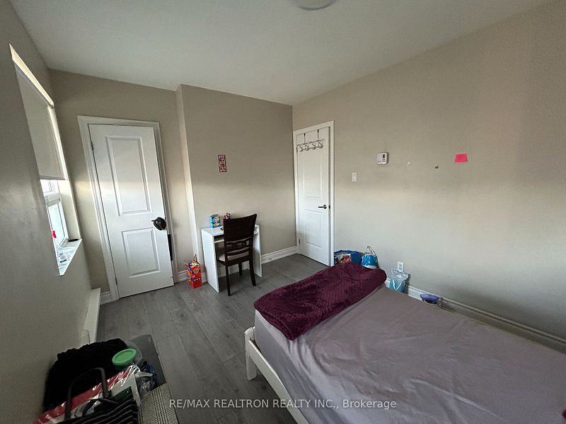 Danforth Avenue - Photo 7 of 11