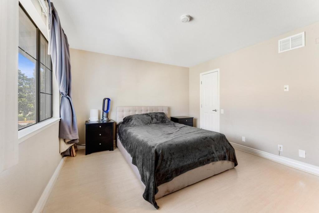 107 Kenbrook Cir - Photo 3 of 17