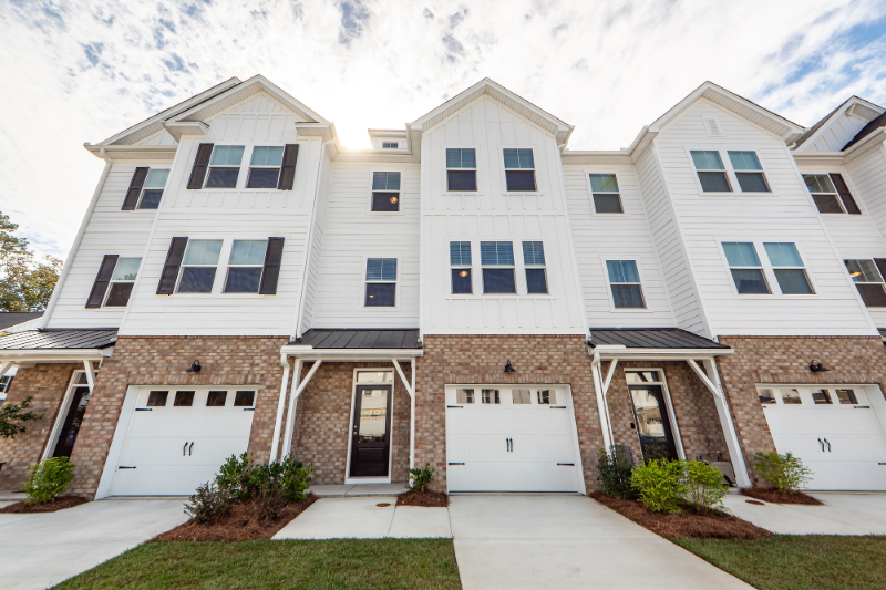 9423 Sun Fountain Dr - Photo 3 of 39