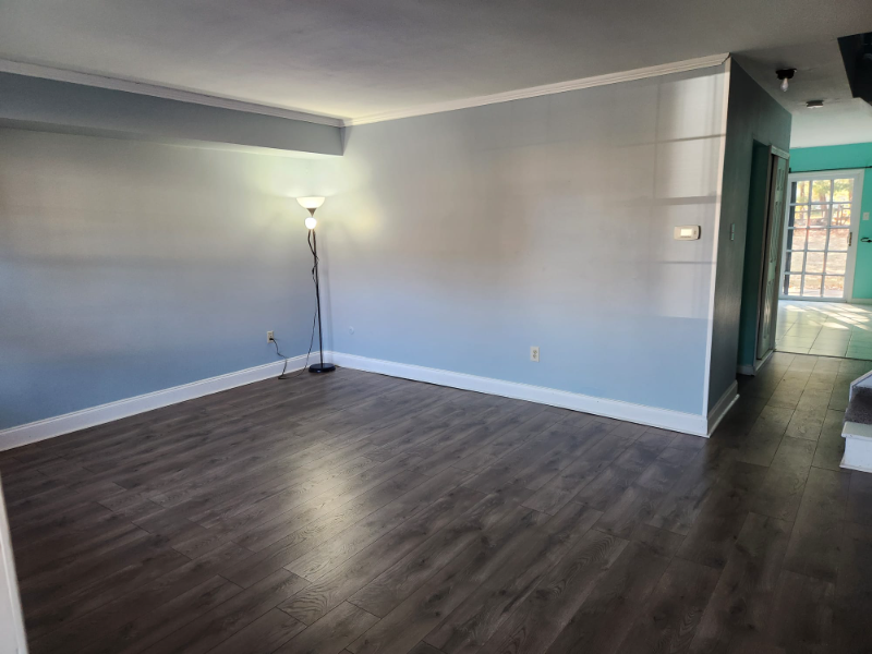 978 Gates Pl - Photo 3 of 26