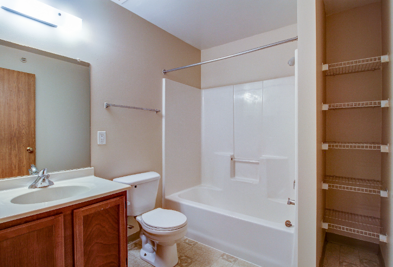 3450 Haleh Cir Se #3450J - Photo 2 of 7
