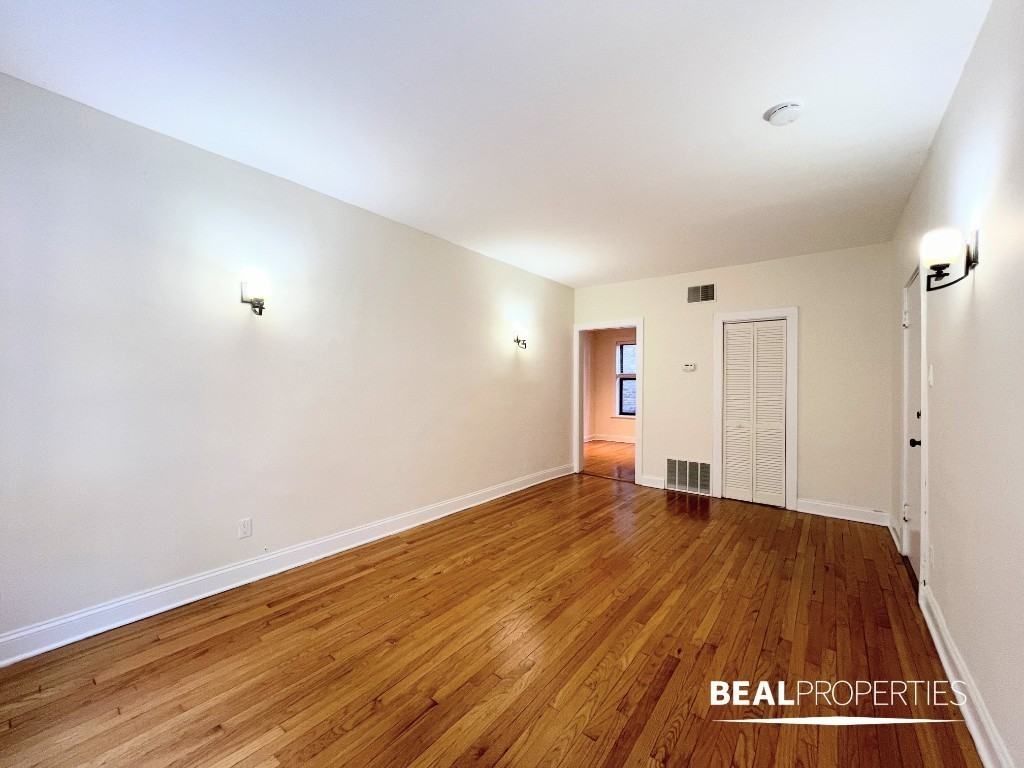 4044 N Ashland Ave #C1 - Photo 3 of 13