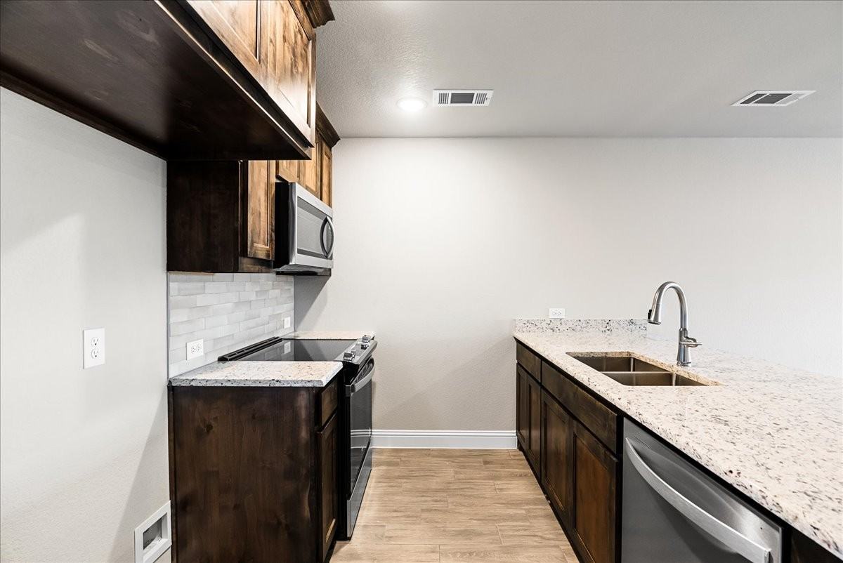 477 S Evans St #200 - Photo 6 of 20