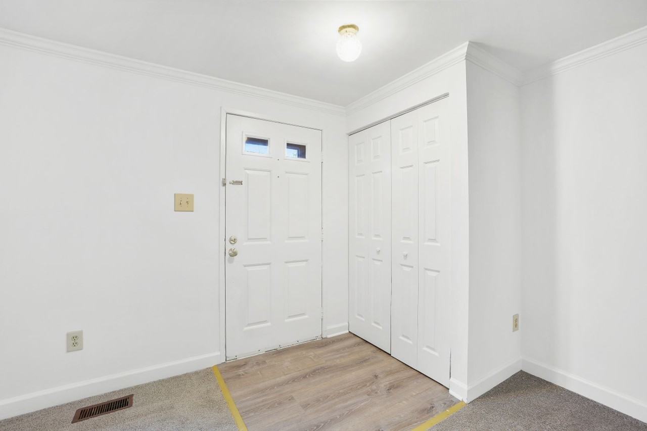 13221 Black Walnut Ct - Photo 4 of 30