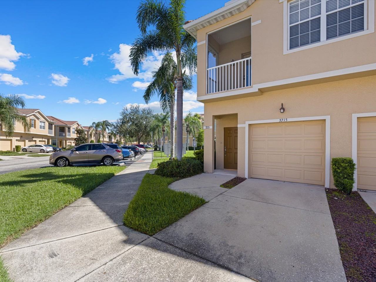 3715 Parkridge Cir #3715 - Photo 2 of 28