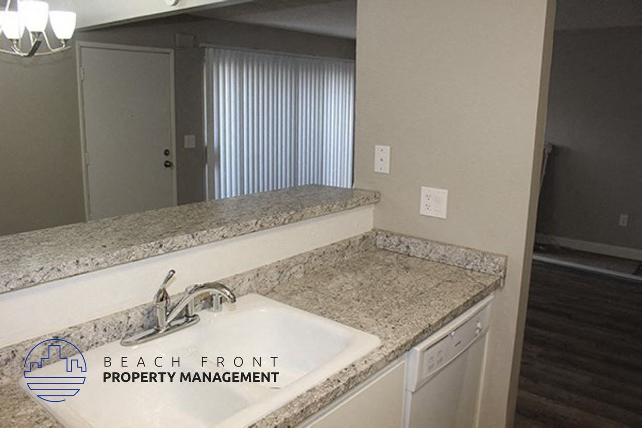 Amberwood Park Apartments - Photo 7 of 14