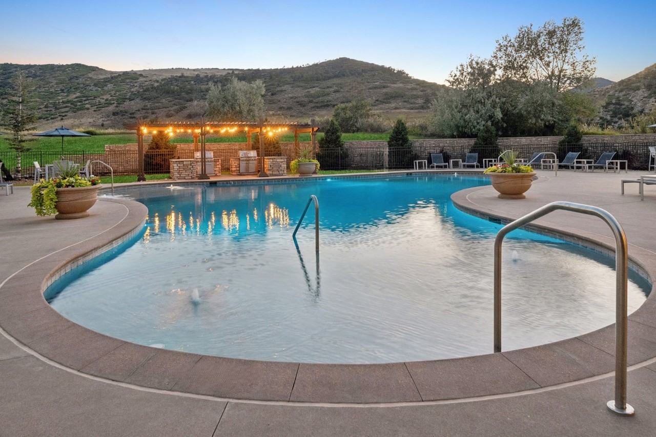 Dakota Ridge - Photo 3 of 36