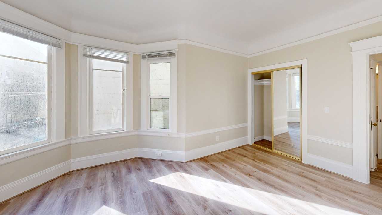1401 Jones Street - Photo 5 of 14