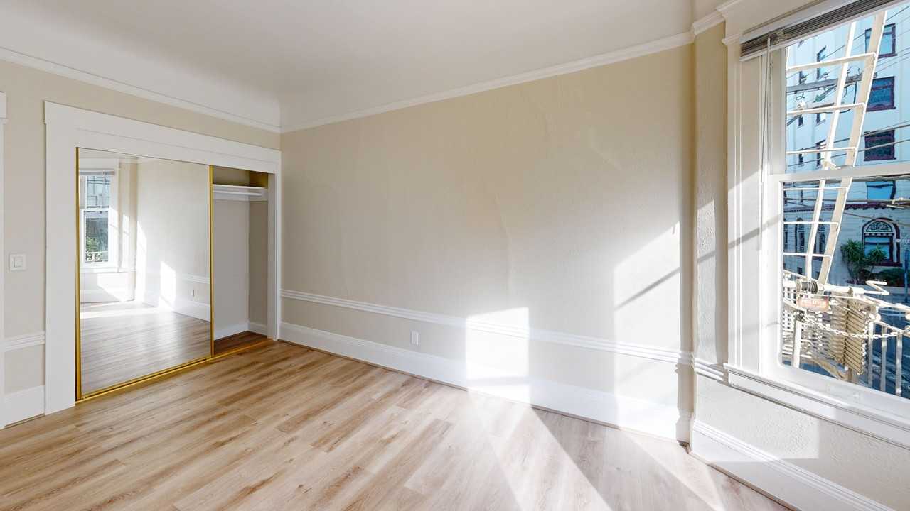 1401 Jones Street - Photo 6 of 14