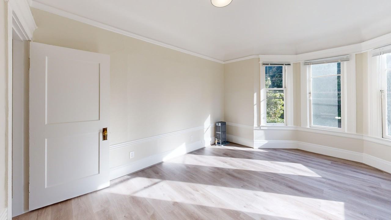 1401 Jones Street - Photo 7 of 14