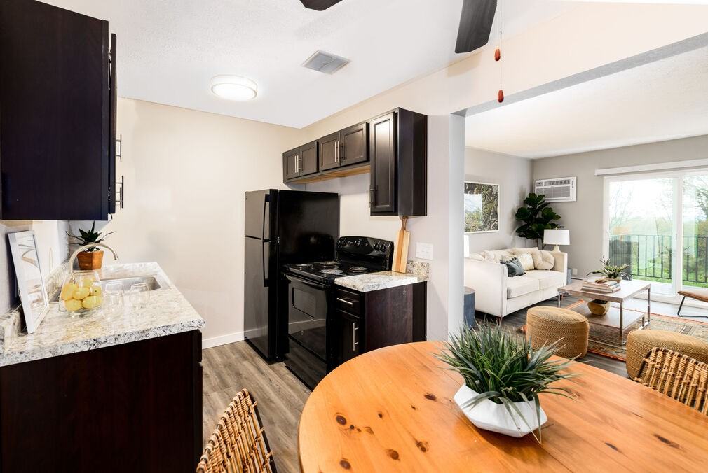 2500 Place - Photo 3 of 26