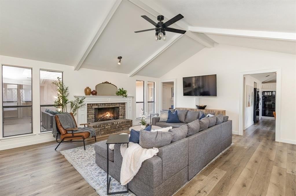 803 Rush Creek Dr - Photo 7 of 38