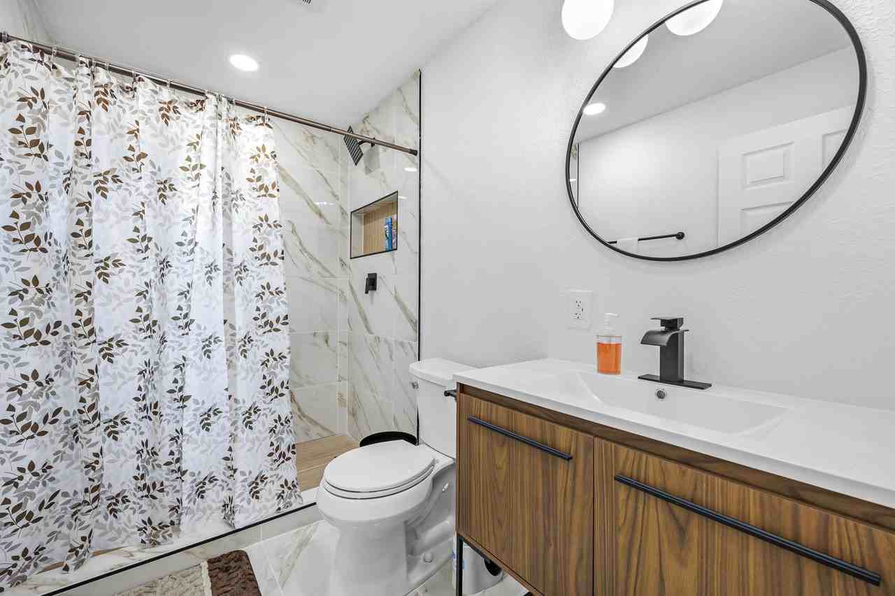 Cameron St - Photo 7 of 10