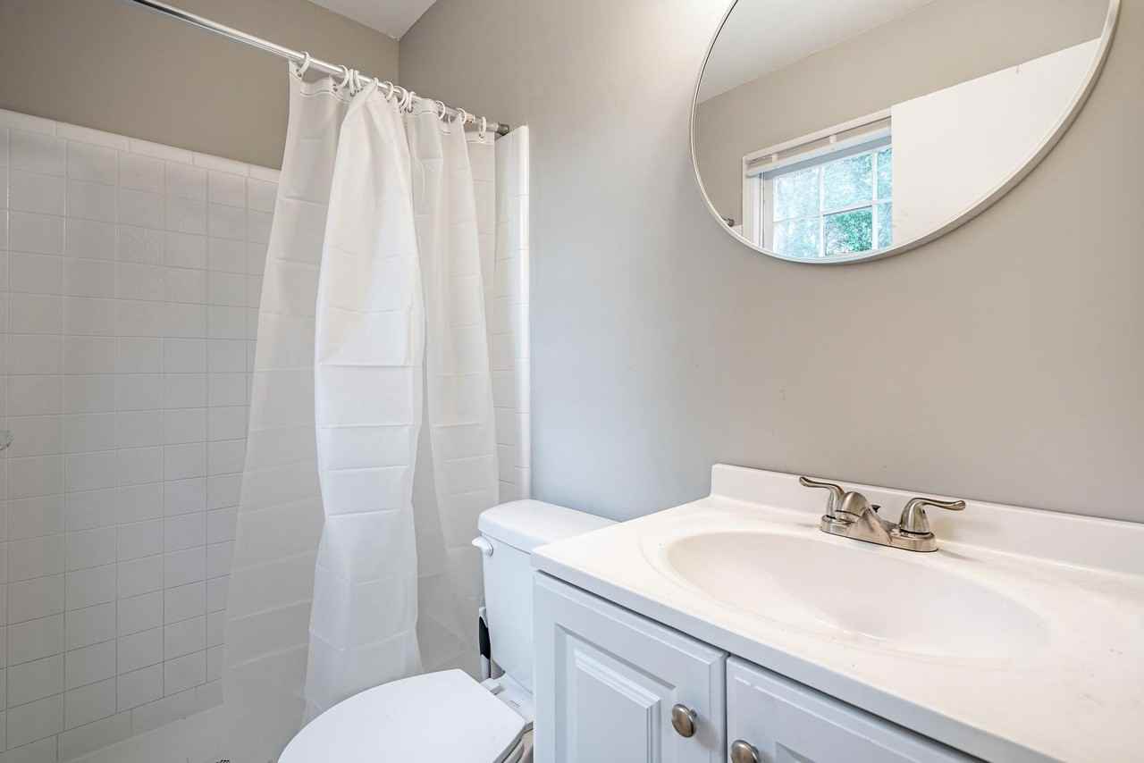 Orly Ter - Photo 4 of 8