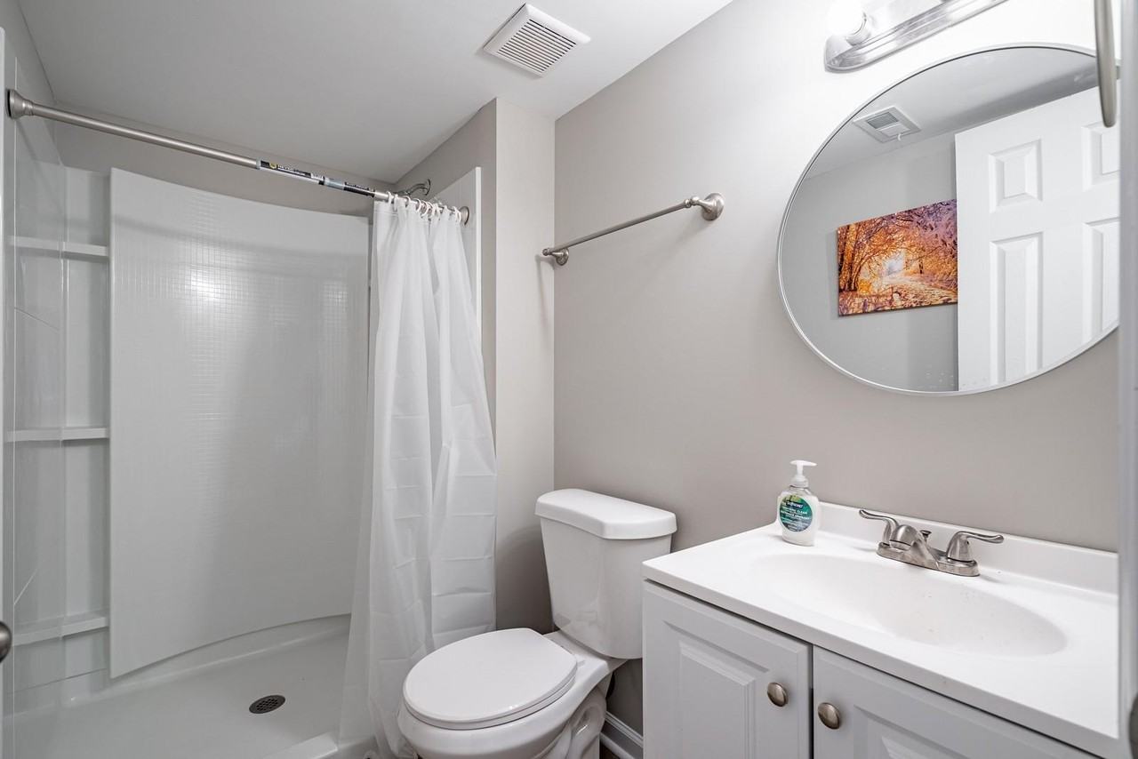 Orly Ter - Photo 6 of 8