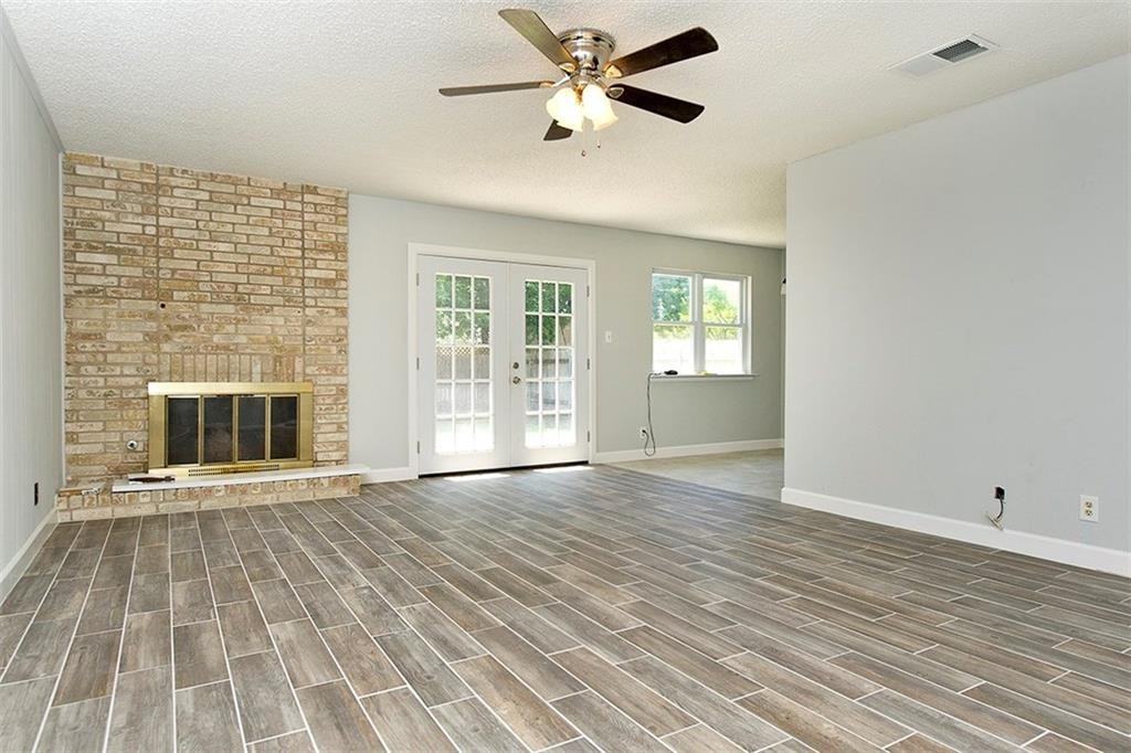 905 Cactus Dr - Photo 2 of 8