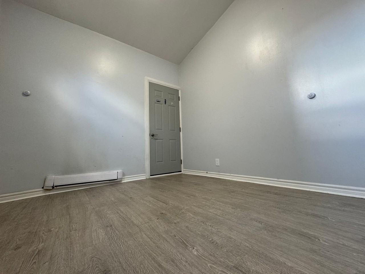 2 Emerson Avenue - Photo 4 of 9