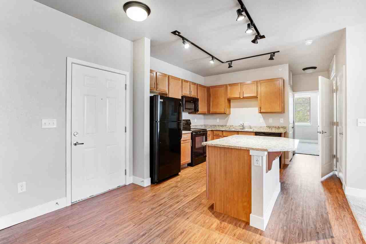 The Lofts At St. Michaels - Photo 7 of 37