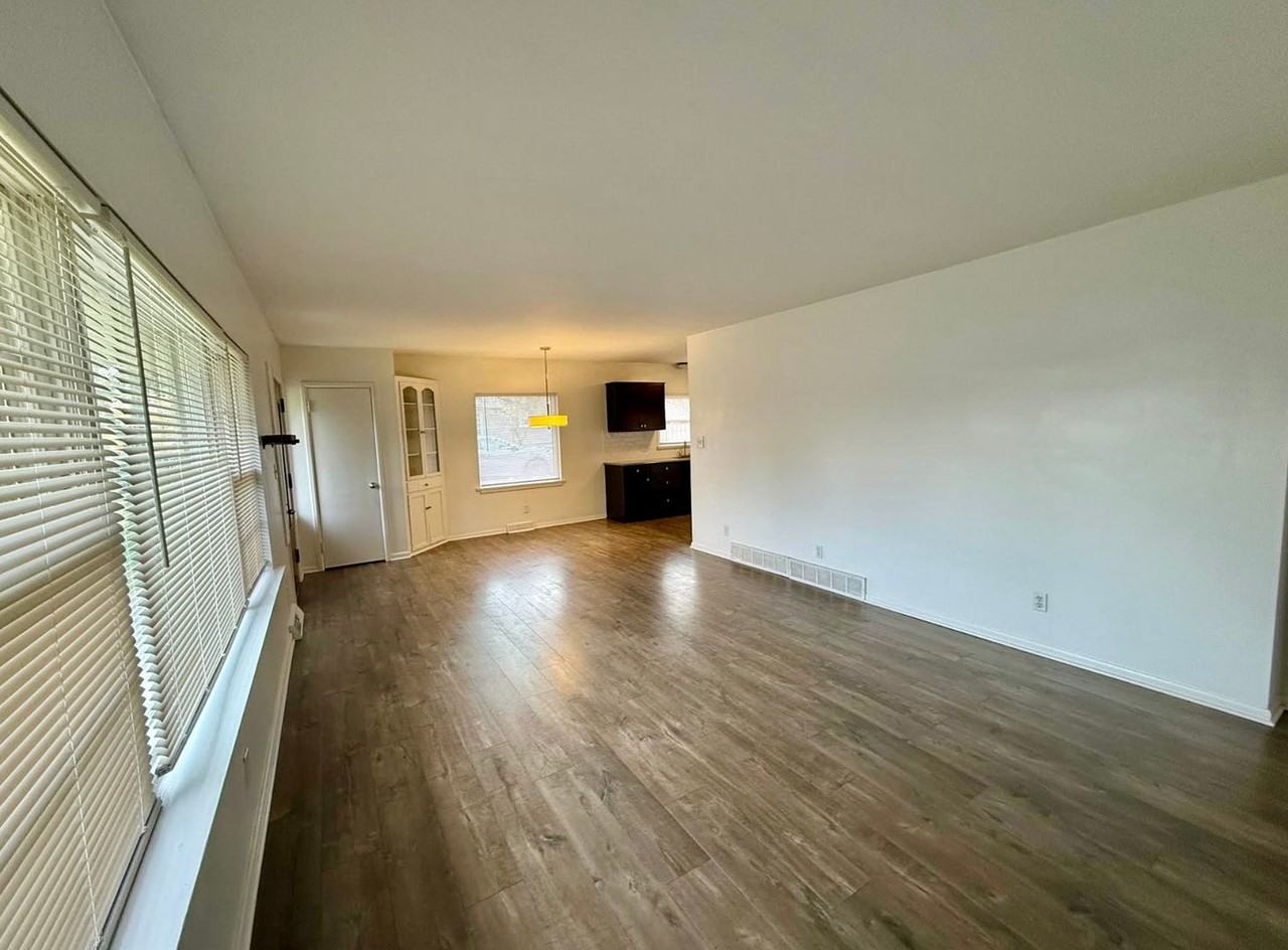 875 Orlando Ave Se - Photo 3 of 19
