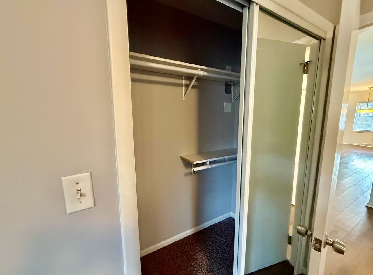 875 Orlando Ave Se - Photo 5 of 19