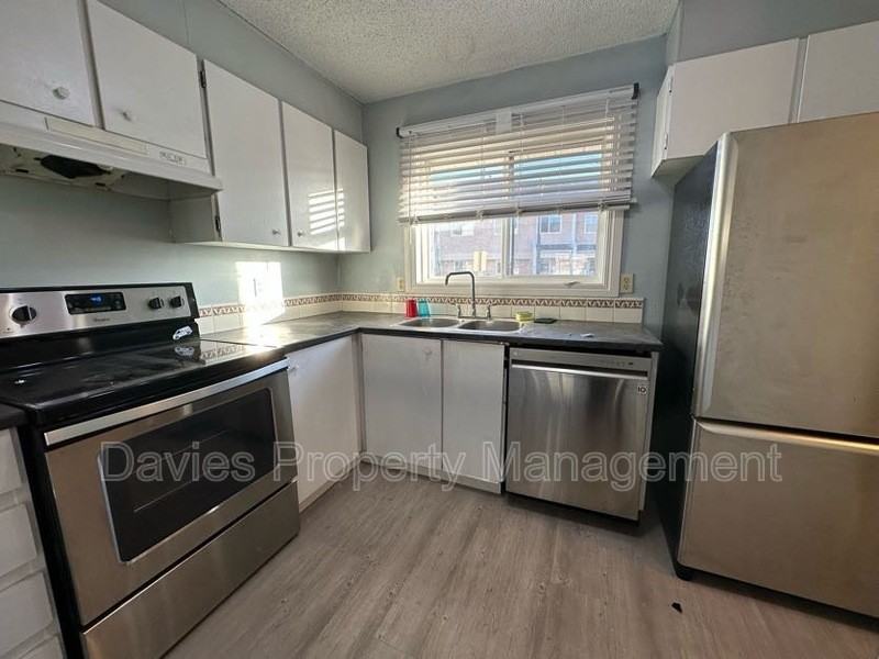 16541 100 St Nw #41 - Photo 3 of 19
