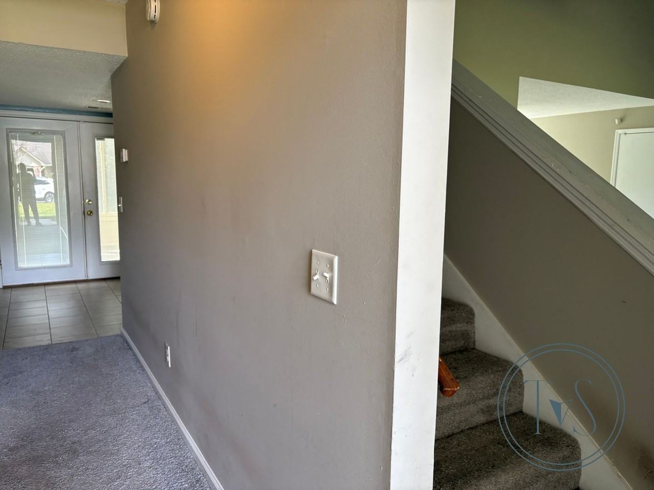 21 Woody Ct - Photo 2 of 14