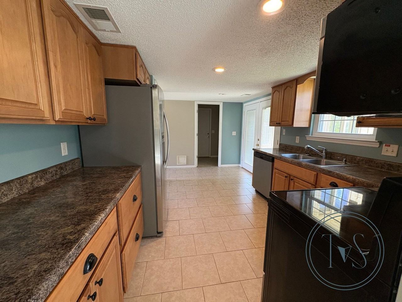 21 Woody Ct - Photo 6 of 14